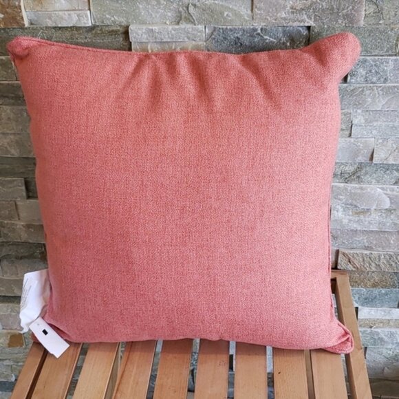 Millano Dainty Decorative Throw Cushion - Picture 4 of 4